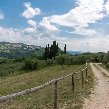 Borghetto 39 *