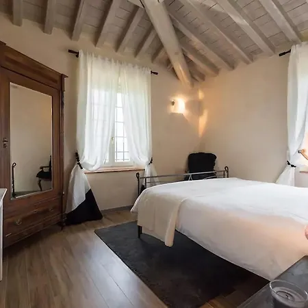 Borghetto 39 *